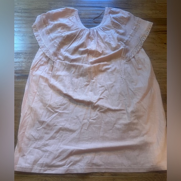 Old Navy Dresses & Skirts - NWT Pink Old Navy XL Lace Shrug Dress